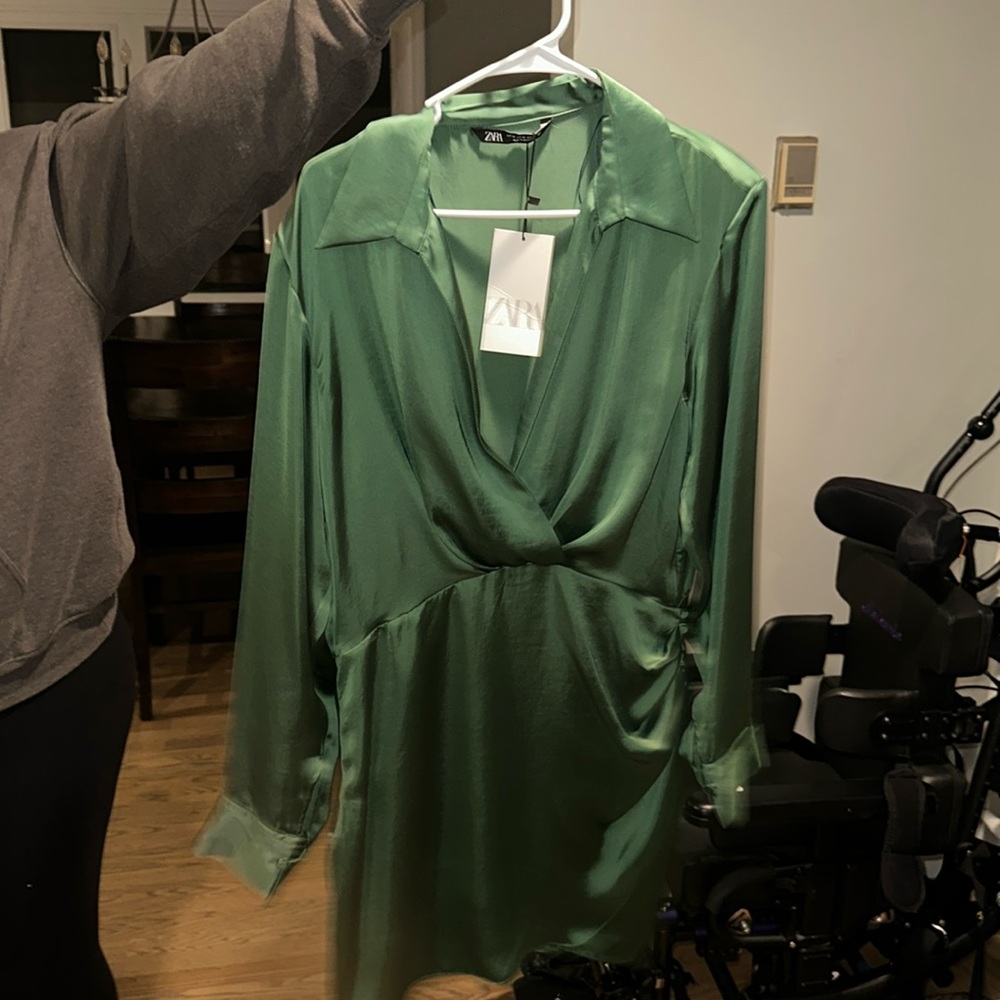 Xl green Zara dress new with tag